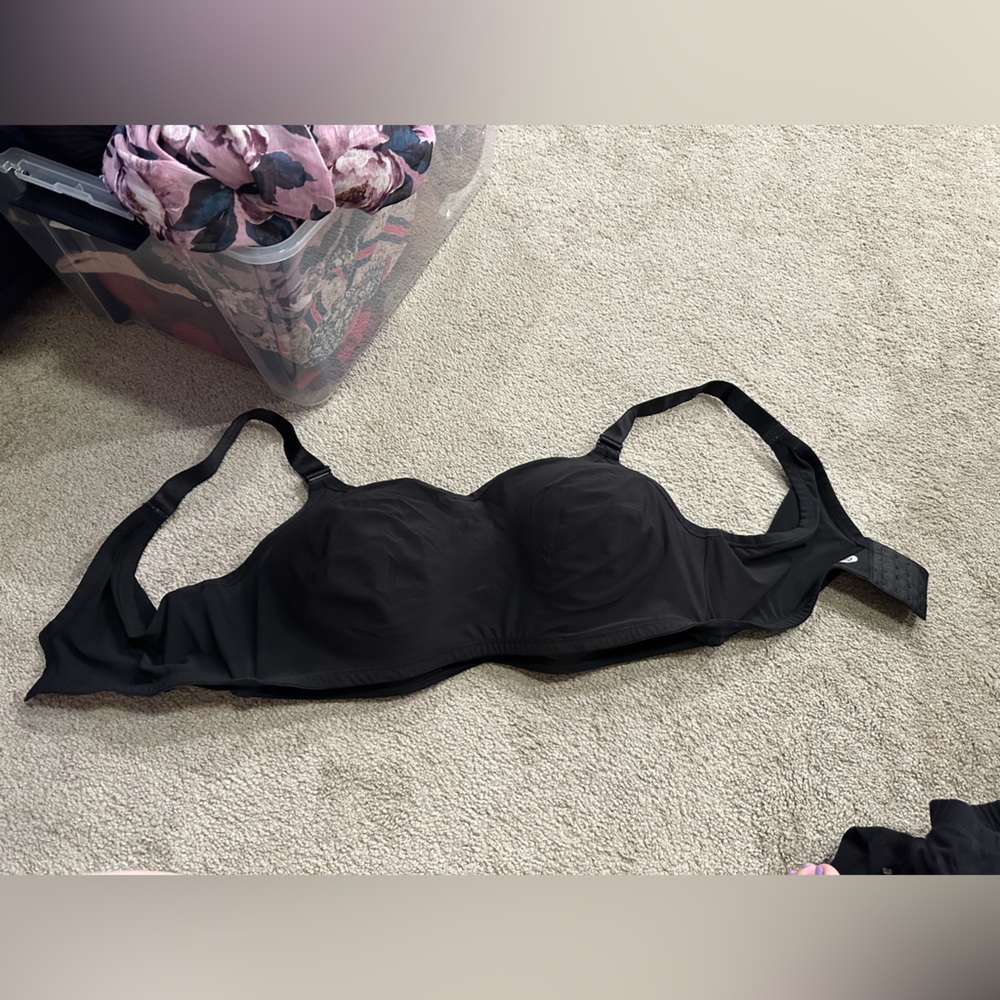 Torrid sports bra